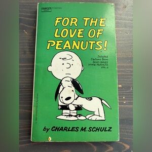 Vintage Snoopy cartoon book
For the love of peanuts!
